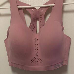 Victoria Sport Mauve Sports Bra